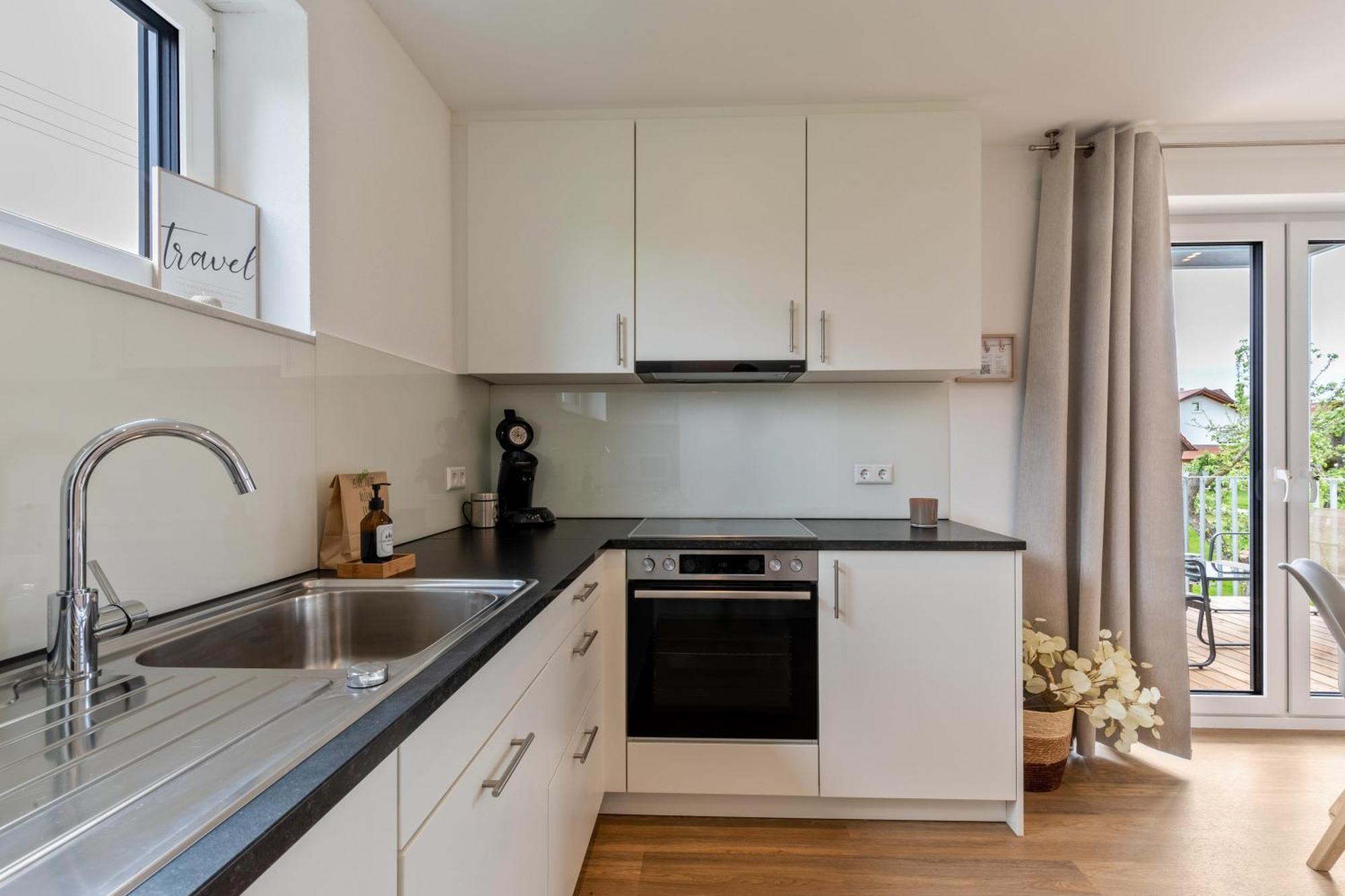 Studio 4 Parkside Apartments Günzburg Buitenkant foto
