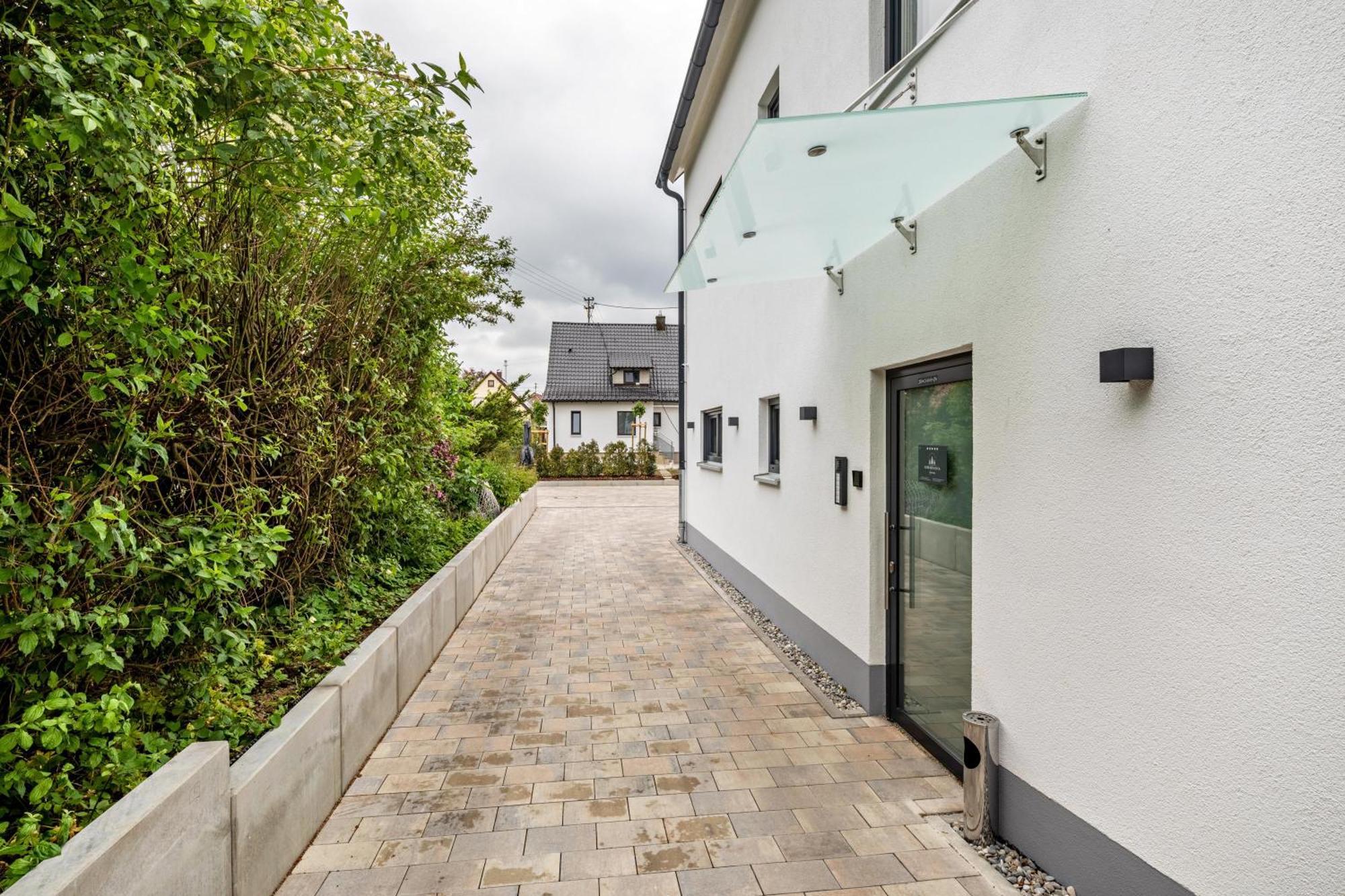 Studio 4 Parkside Apartments Günzburg Buitenkant foto